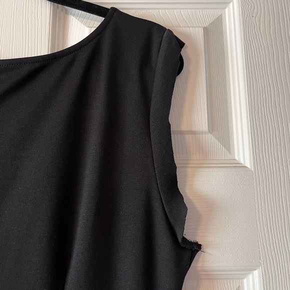 Black and white stripped dress from Amazon size Large please read description - Picture 5 of 9